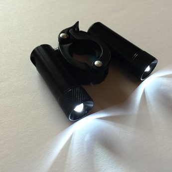 LED Lampe Doppelleuchte für Nordic Walking, Ski o. Wander Stock Alu